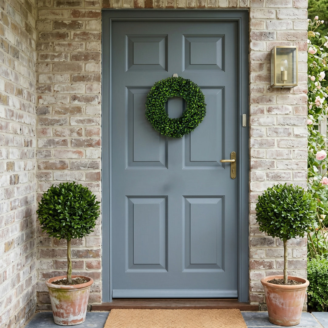 17" Faux Boxwood Wreath